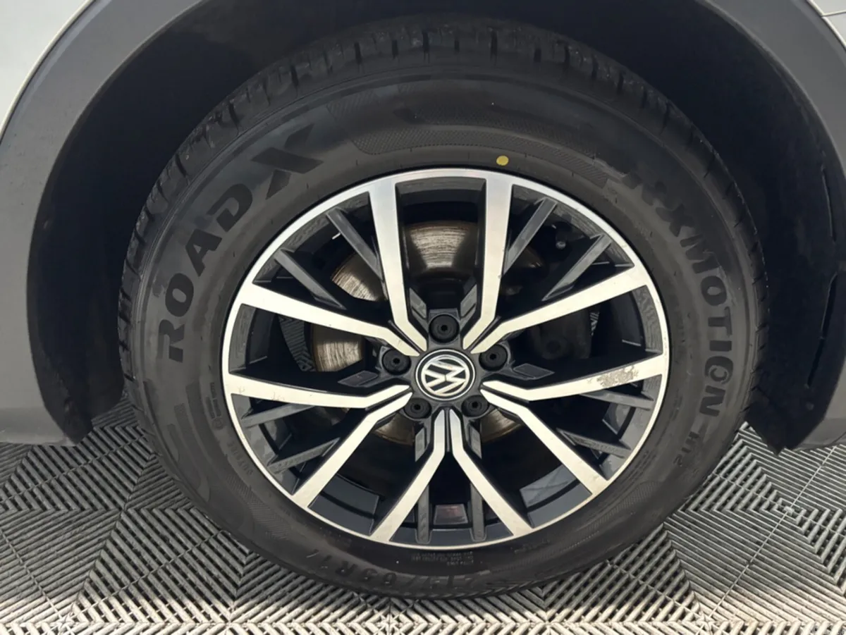 Volkswagen Tiguan SUV, Diesel, 2019, Grey