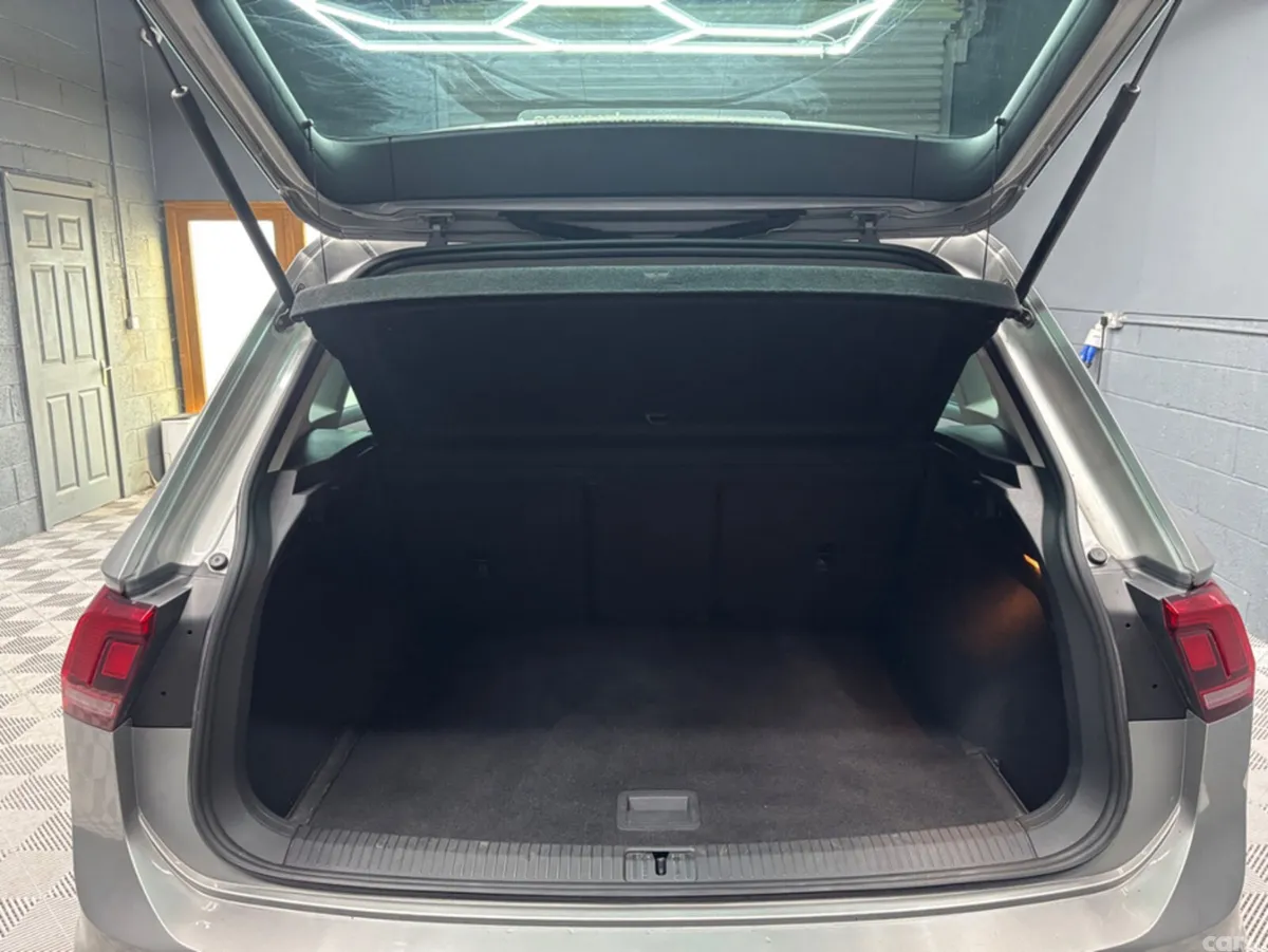 Volkswagen Tiguan SUV, Diesel, 2019, Grey