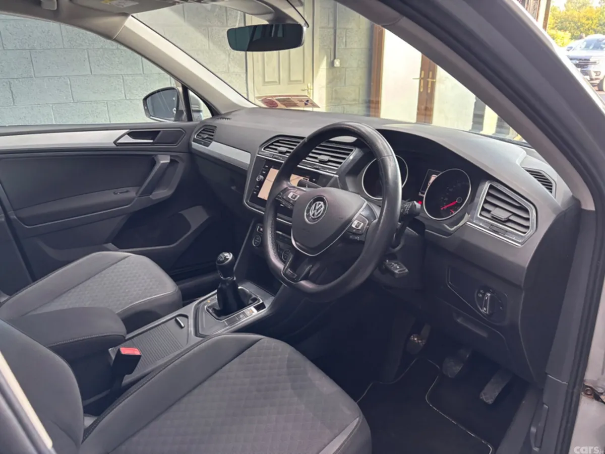 Volkswagen Tiguan SUV, Diesel, 2019, Grey