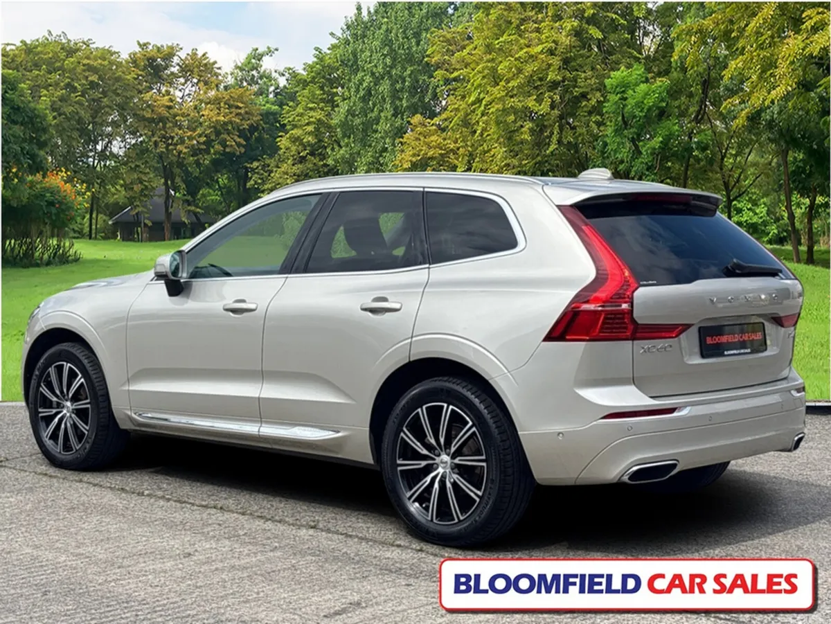 Volvo XC60 SUV, Diesel, 2019, Gold