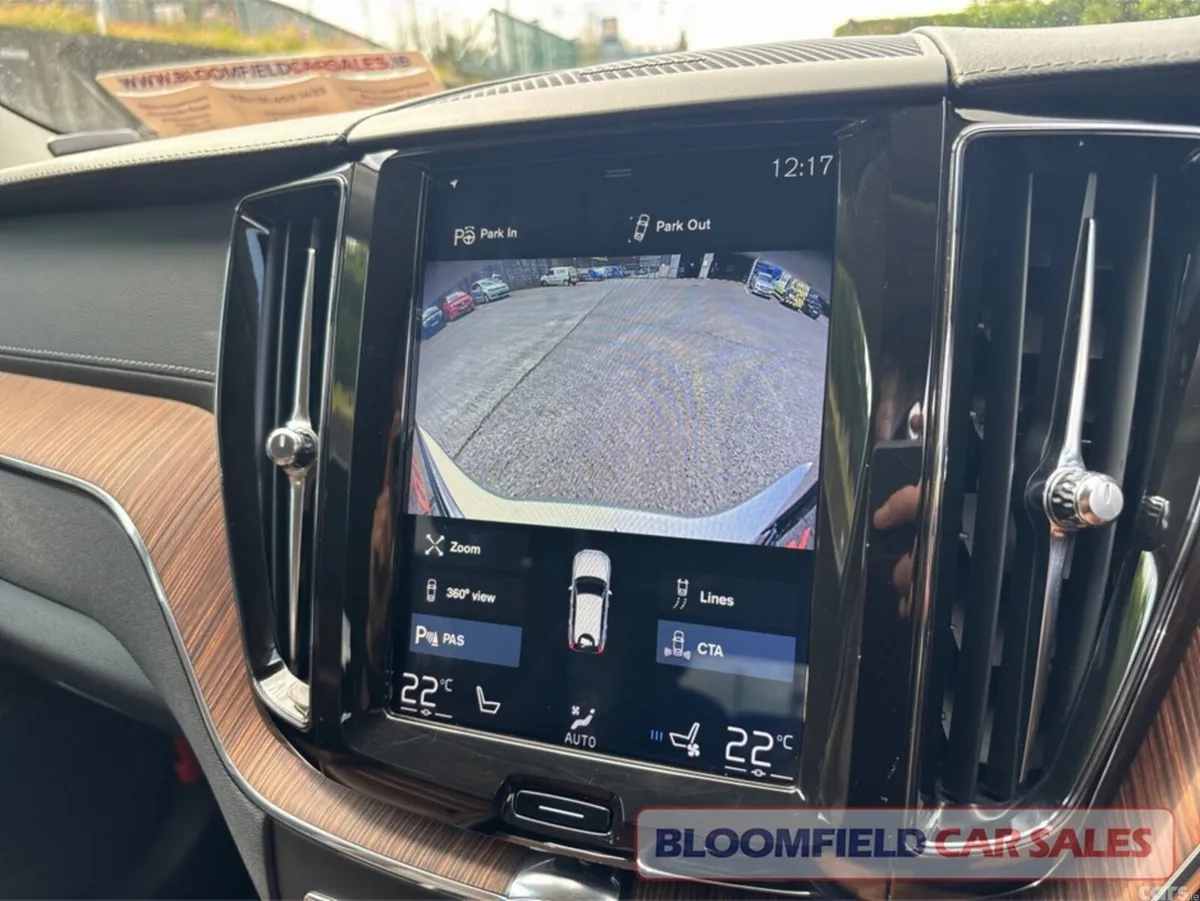 Volvo XC60 SUV, Diesel, 2019, Gold