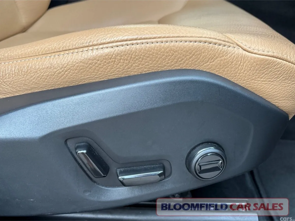 Volvo XC60 SUV, Diesel, 2018, Blue