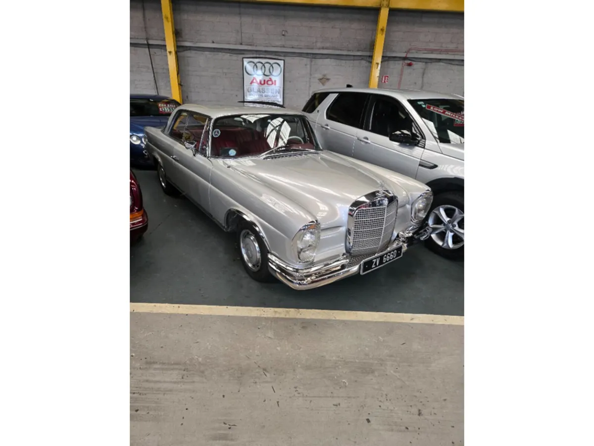 Mercedes-Benz 280 Coupe, Petrol, 1969, Grey