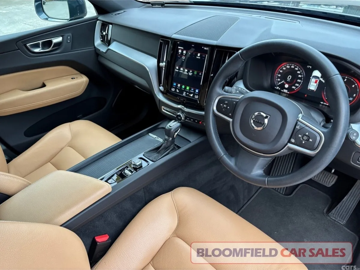 Volvo XC60 SUV, Diesel, 2018, Blue
