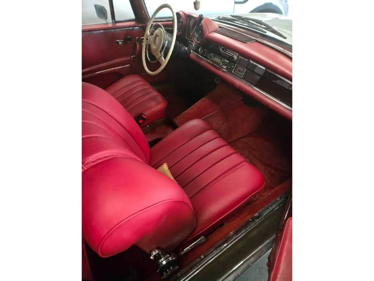 Mercedes-Benz 280 Coupe, Petrol, 1969, Grey