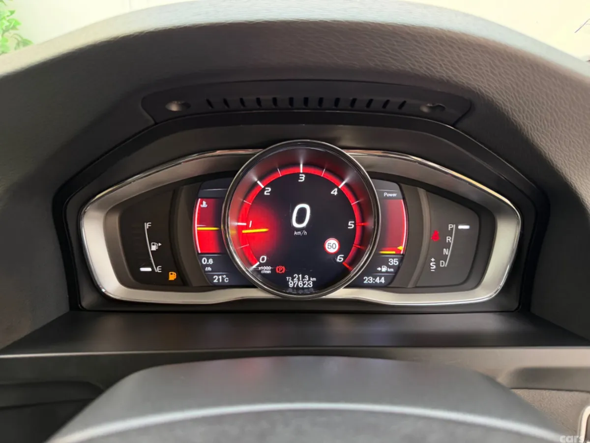 Volvo V60 Estate, Diesel, 2017, White