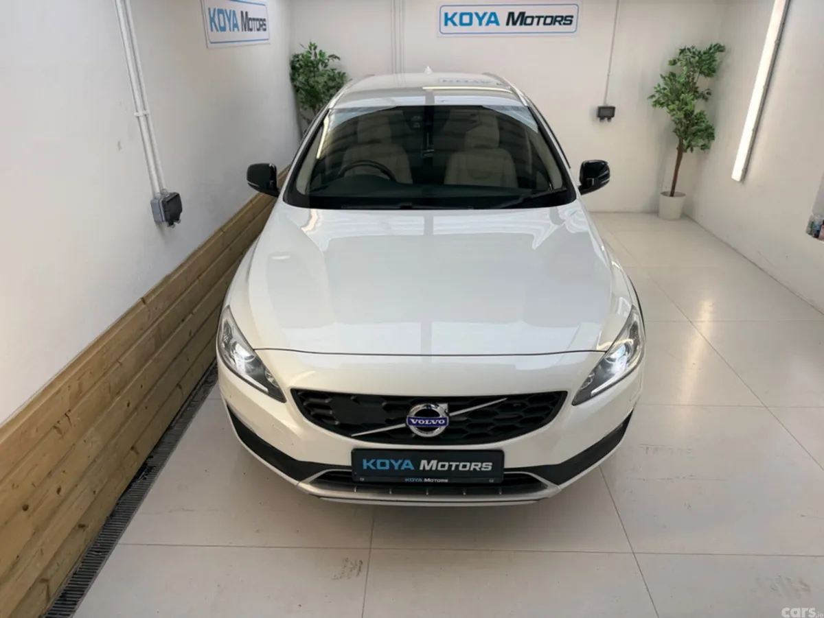 Volvo V60 Estate, Diesel, 2017, White