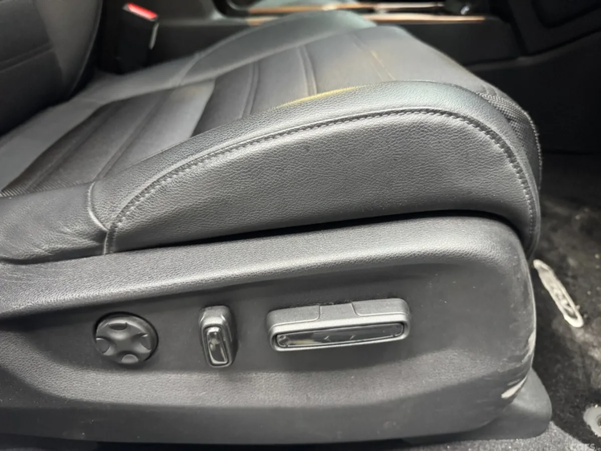 Honda CR-V SUV, Petrol Hybrid, 2021, White