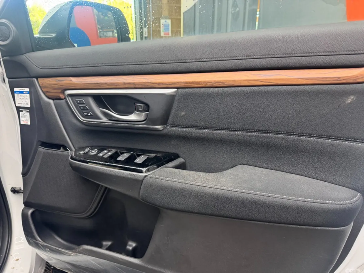 Honda CR-V SUV, Petrol Hybrid, 2021, White