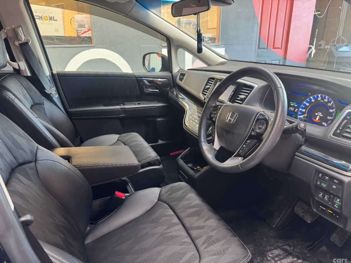 Honda Odyssey MPV, Petrol Hybrid, 2019, Black