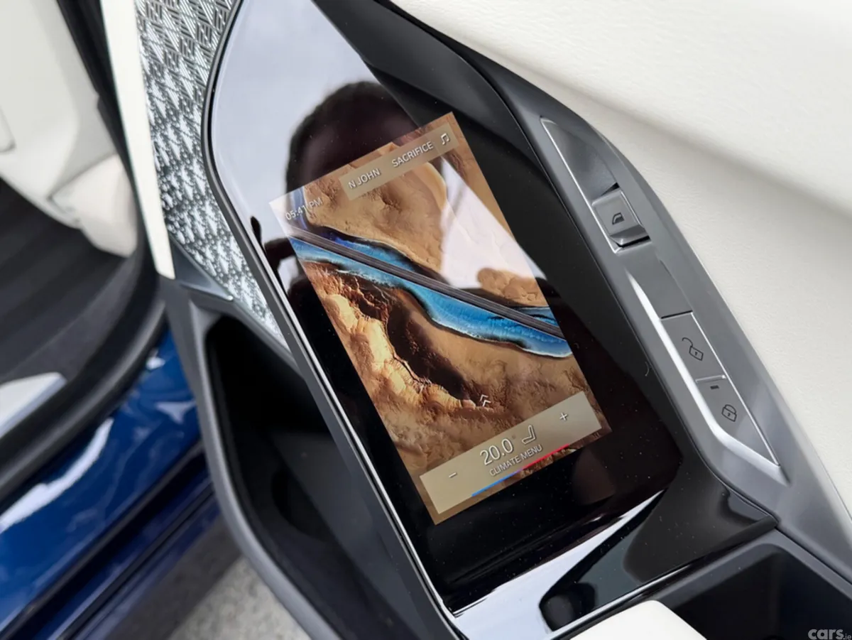 BMW i7 Saloon, Electric, 2026, Blue