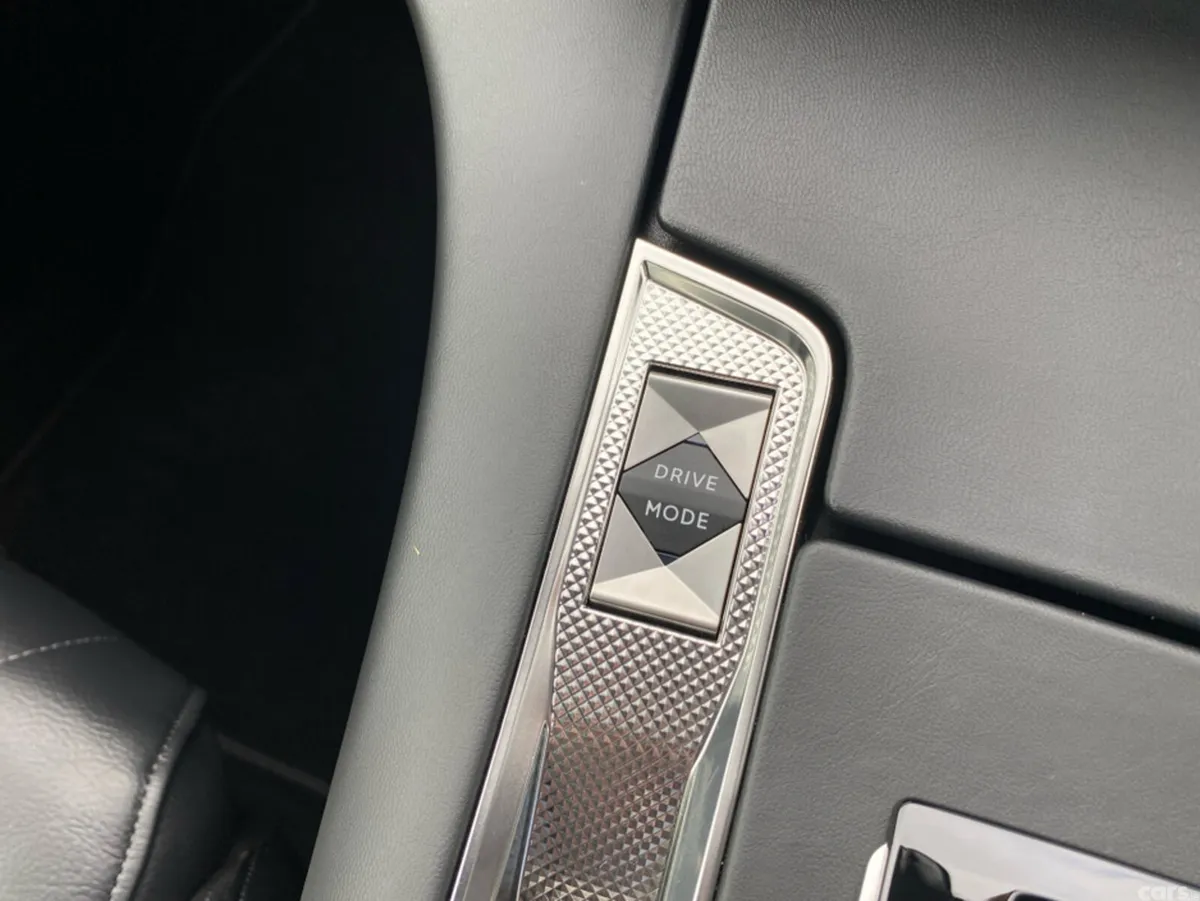 DS Automobiles DS 7 SUV, Diesel, 2023, Grey