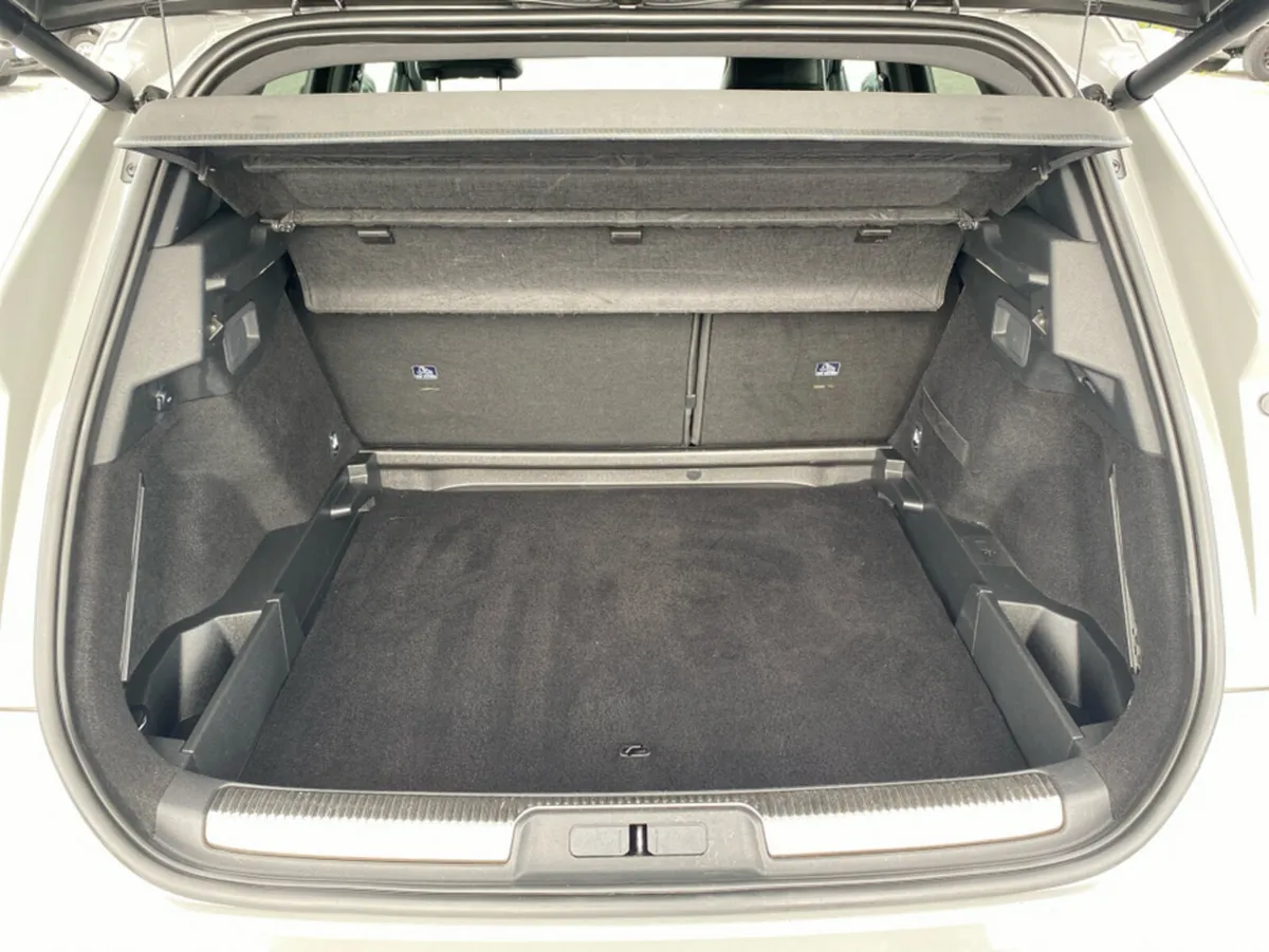 DS Automobiles DS 7 SUV, Diesel, 2023, Grey