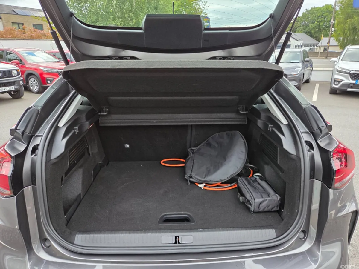 Citroen e-C4 Hatchback, Electric, 2023, Grey