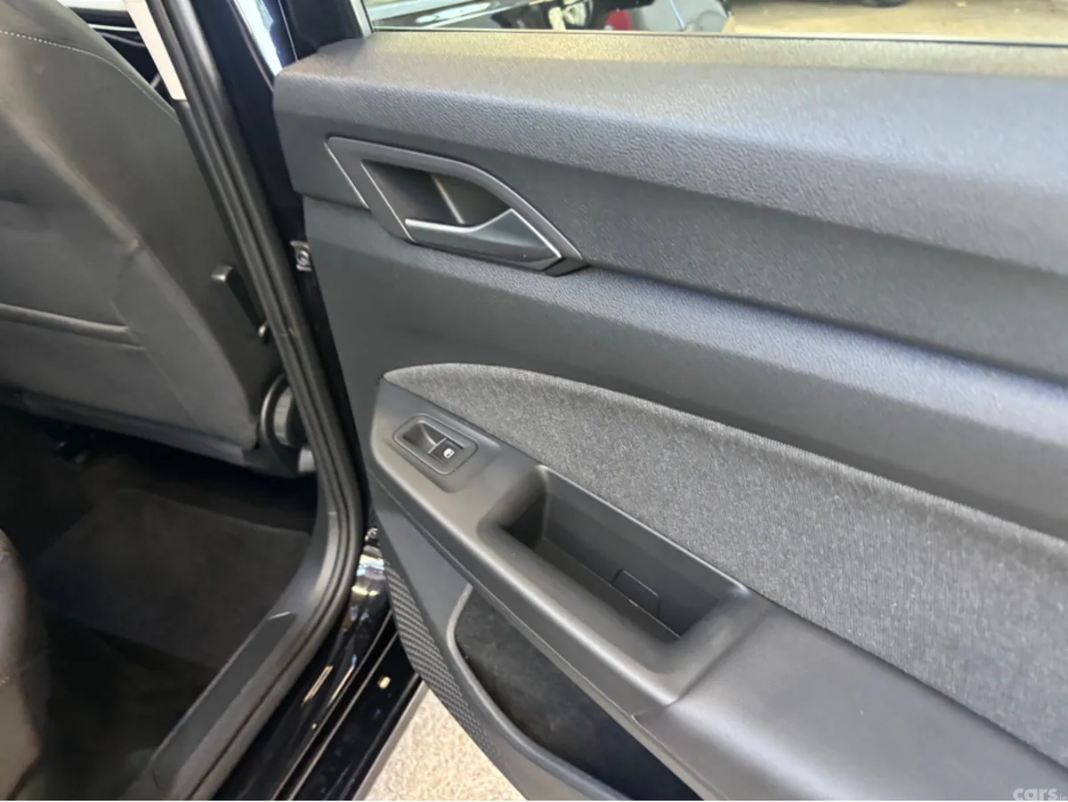 Volkswagen Golf Estate, Petrol Hybrid, 2023, Black