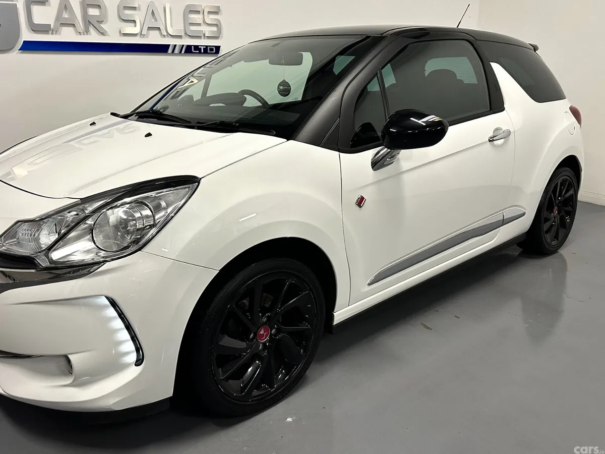 DS Automobiles DS 3 Hatchback, Petrol, 2017, White