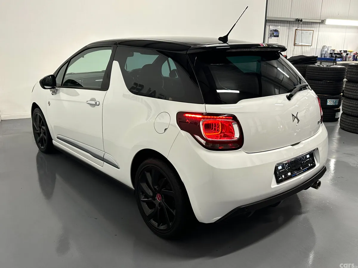 DS Automobiles DS 3 Hatchback, Petrol, 2017, White