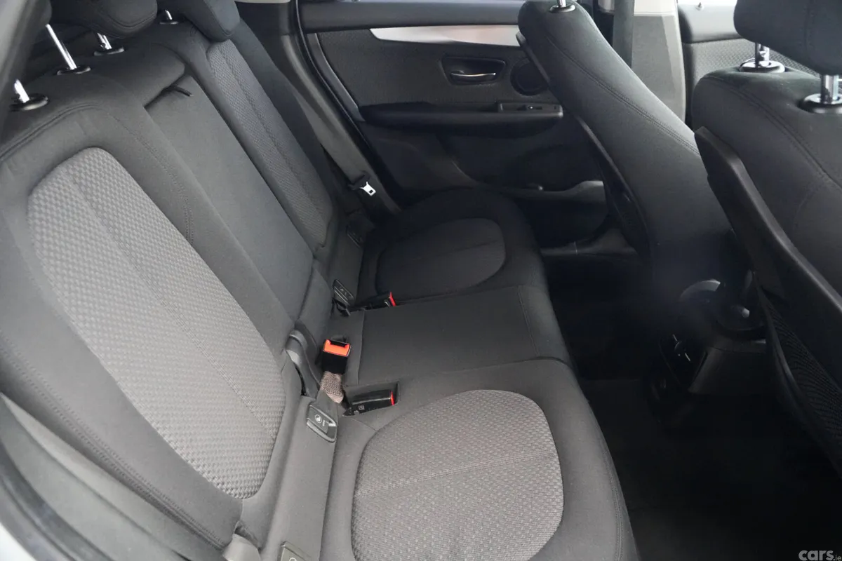 BMW 2-Series Hatchback, Petrol, 2016, Silver