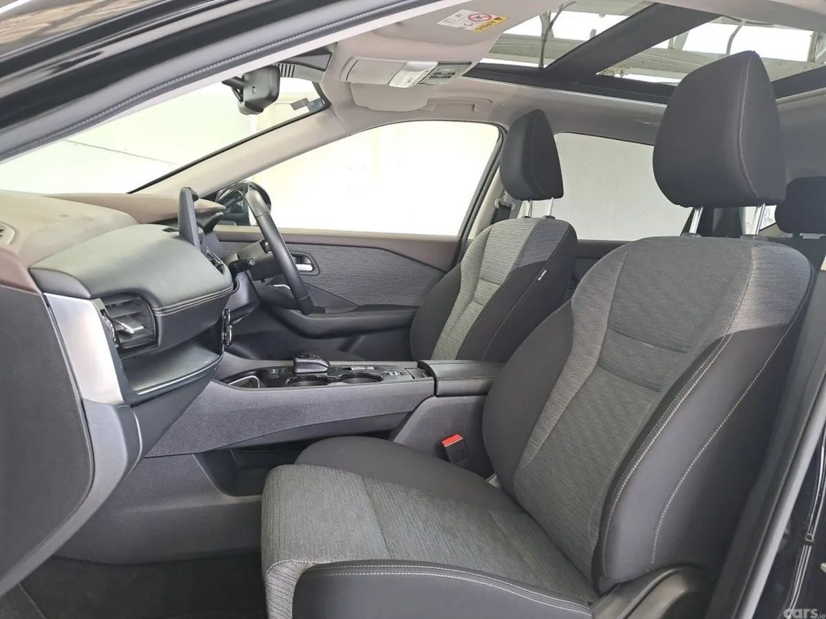 Nissan X-Trail SUV, Petrol, 2024, Black