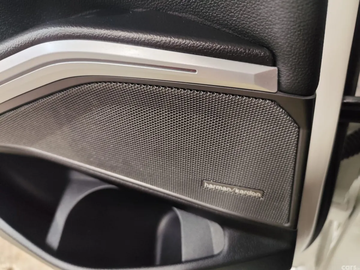 BMW 3-Series Saloon, Diesel, 2019, White