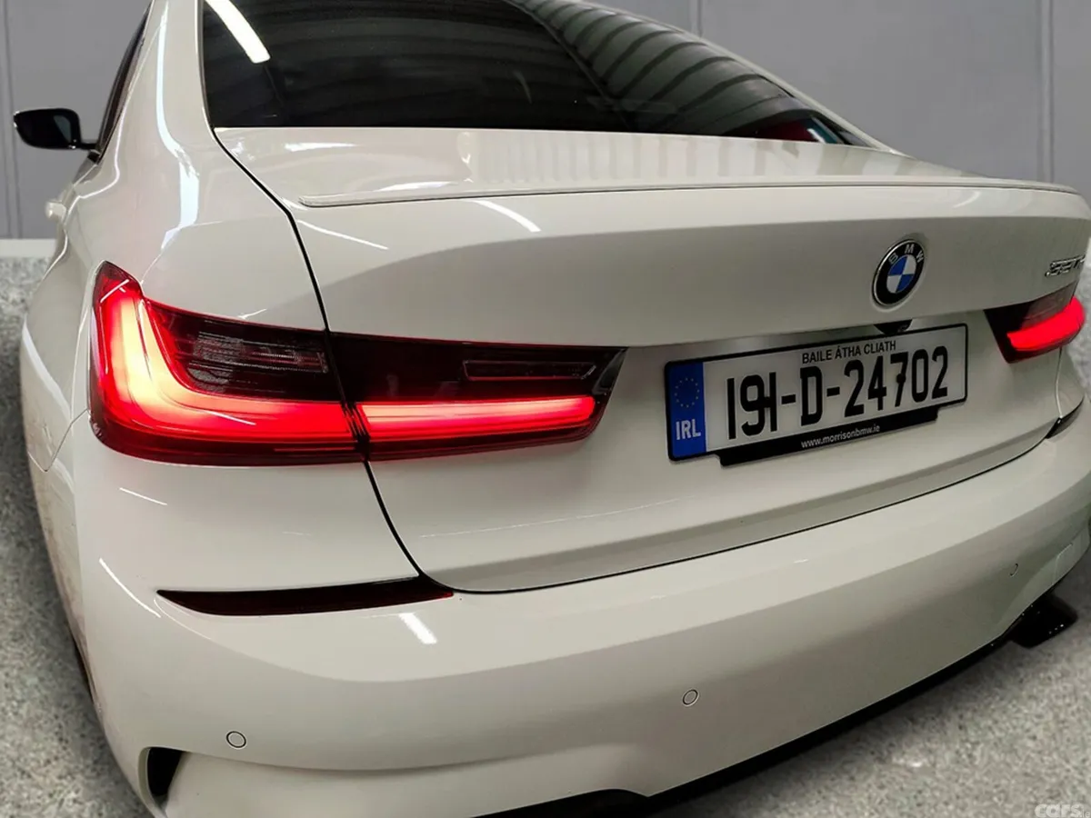 BMW 3-Series Saloon, Diesel, 2019, White