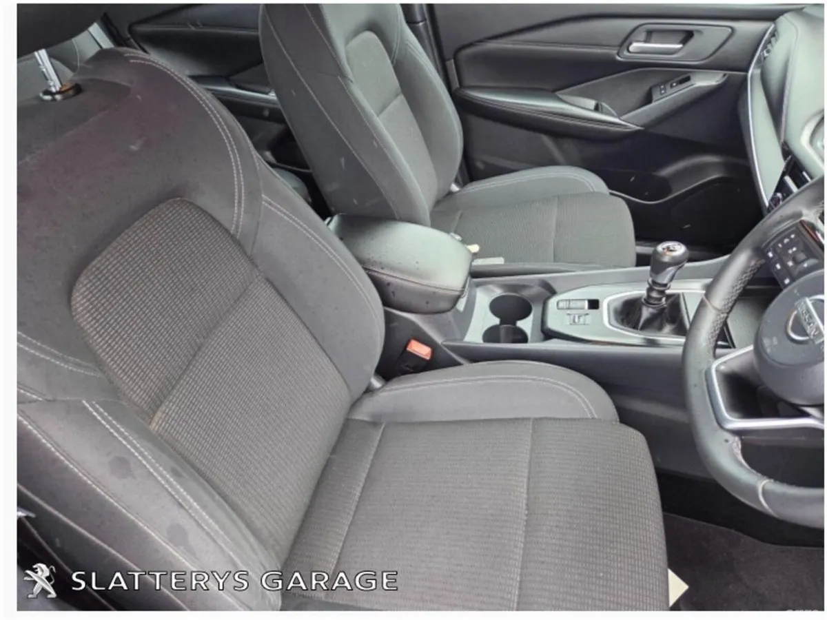 Nissan Qashqai SUV, Petrol, 2022, Grey