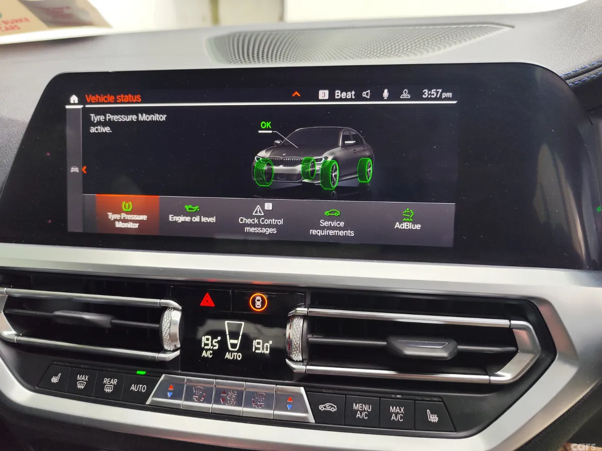BMW 3-Series Saloon, Diesel, 2019, White
