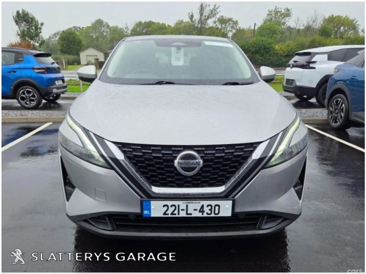 Nissan Qashqai SUV, Petrol, 2022, Grey
