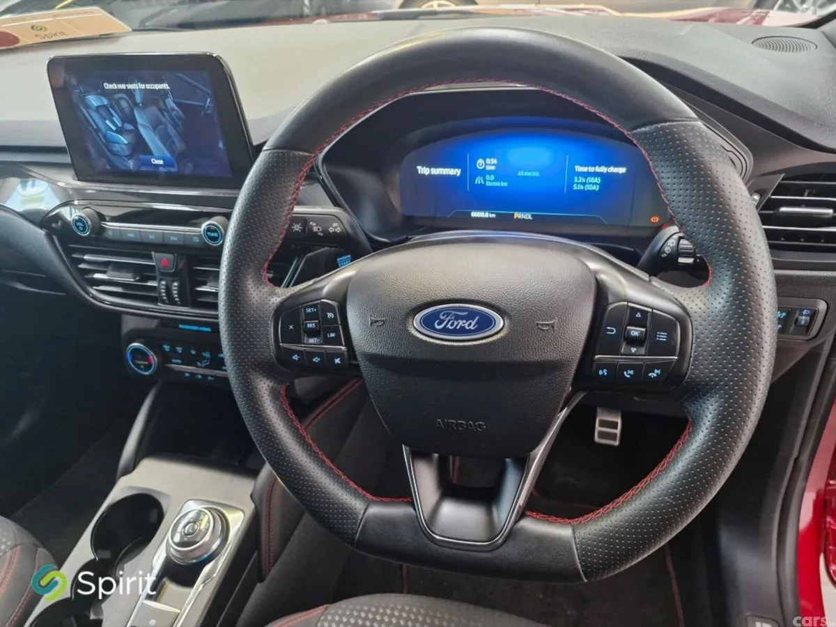 Ford Kuga SUV, Petrol Hybrid, 2022, Red