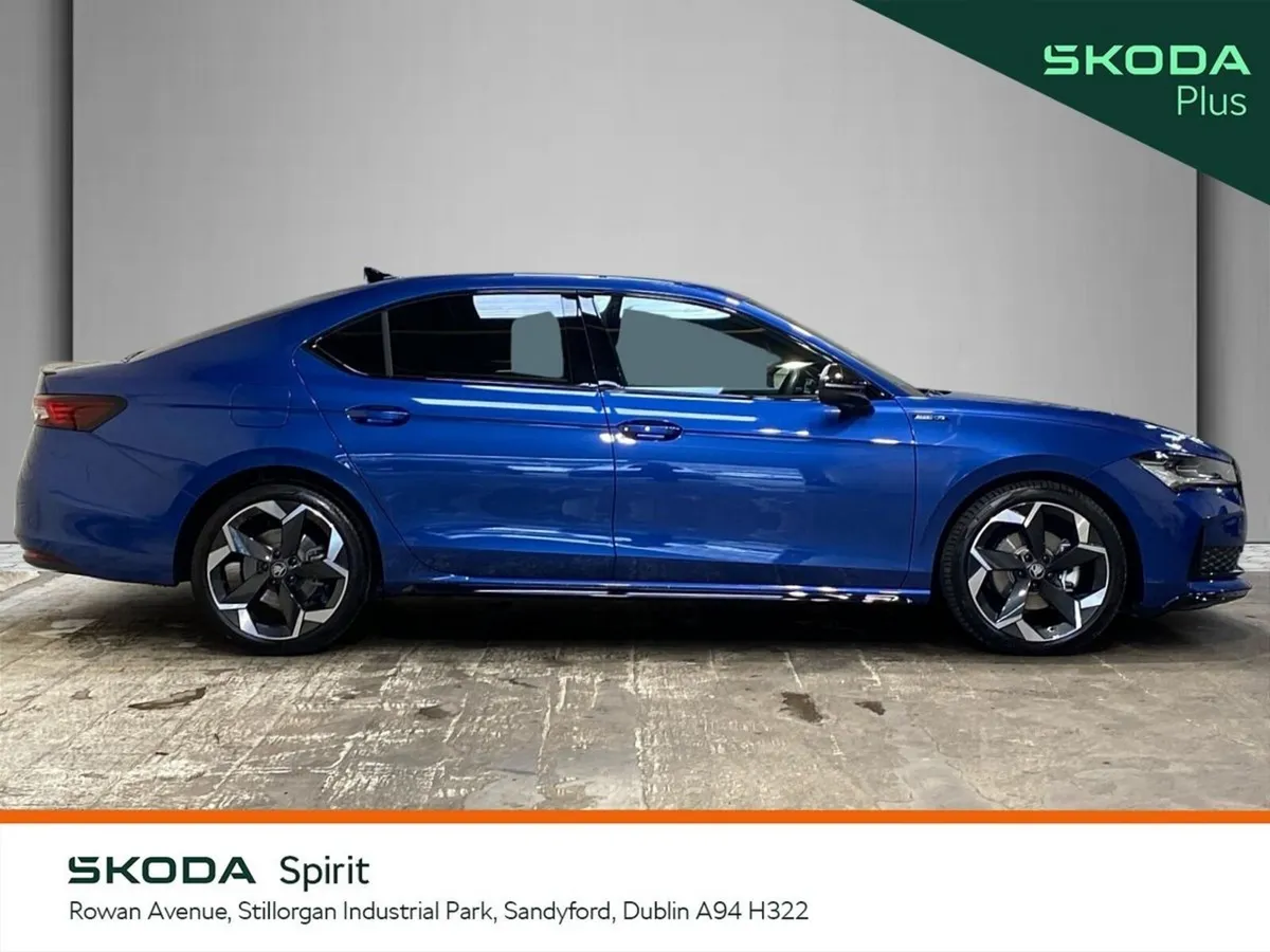 Skoda Superb Saloon, Diesel, 2026, Blue