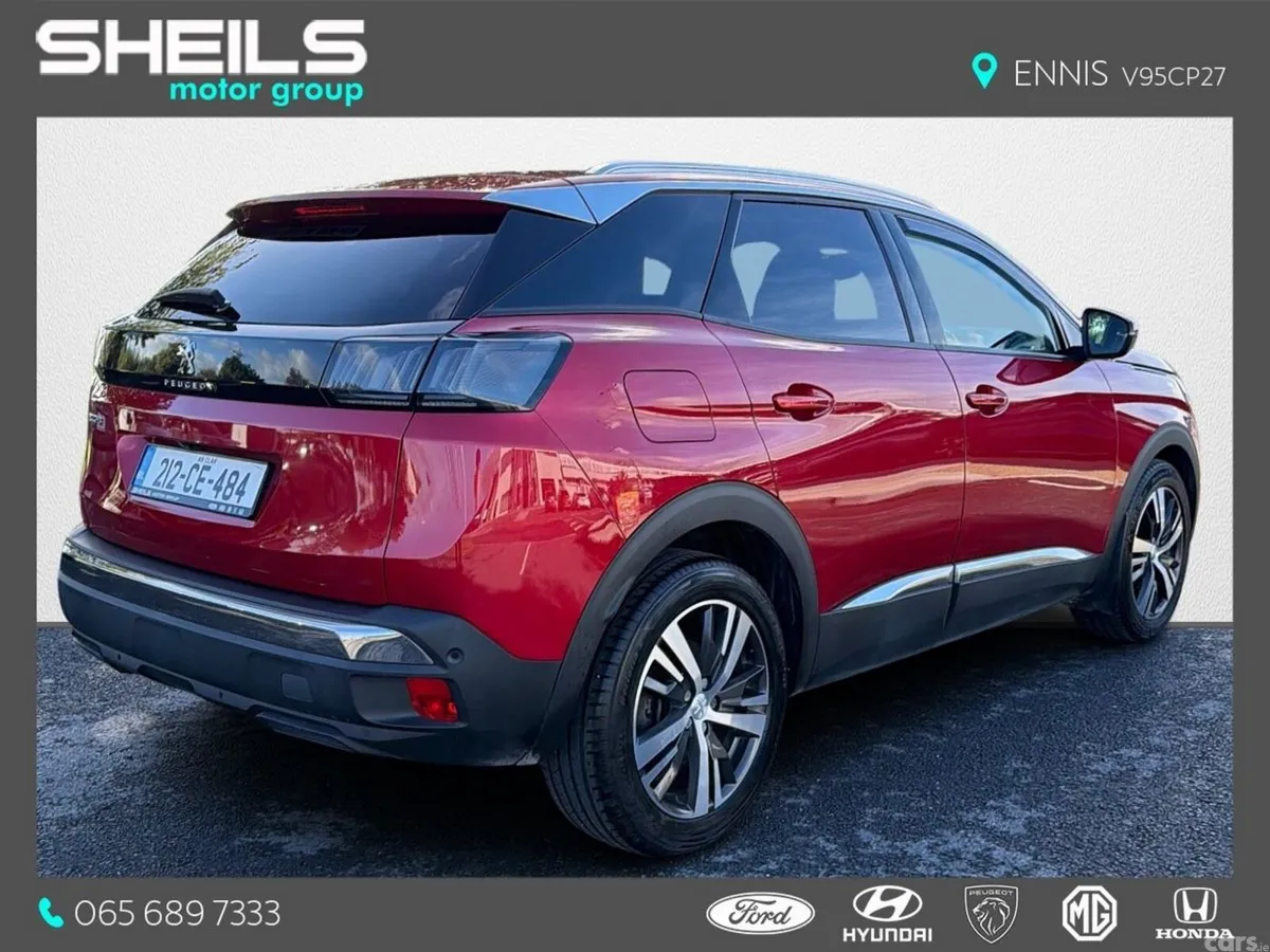 Peugeot 3008 MPV, Petrol, 2021, Red