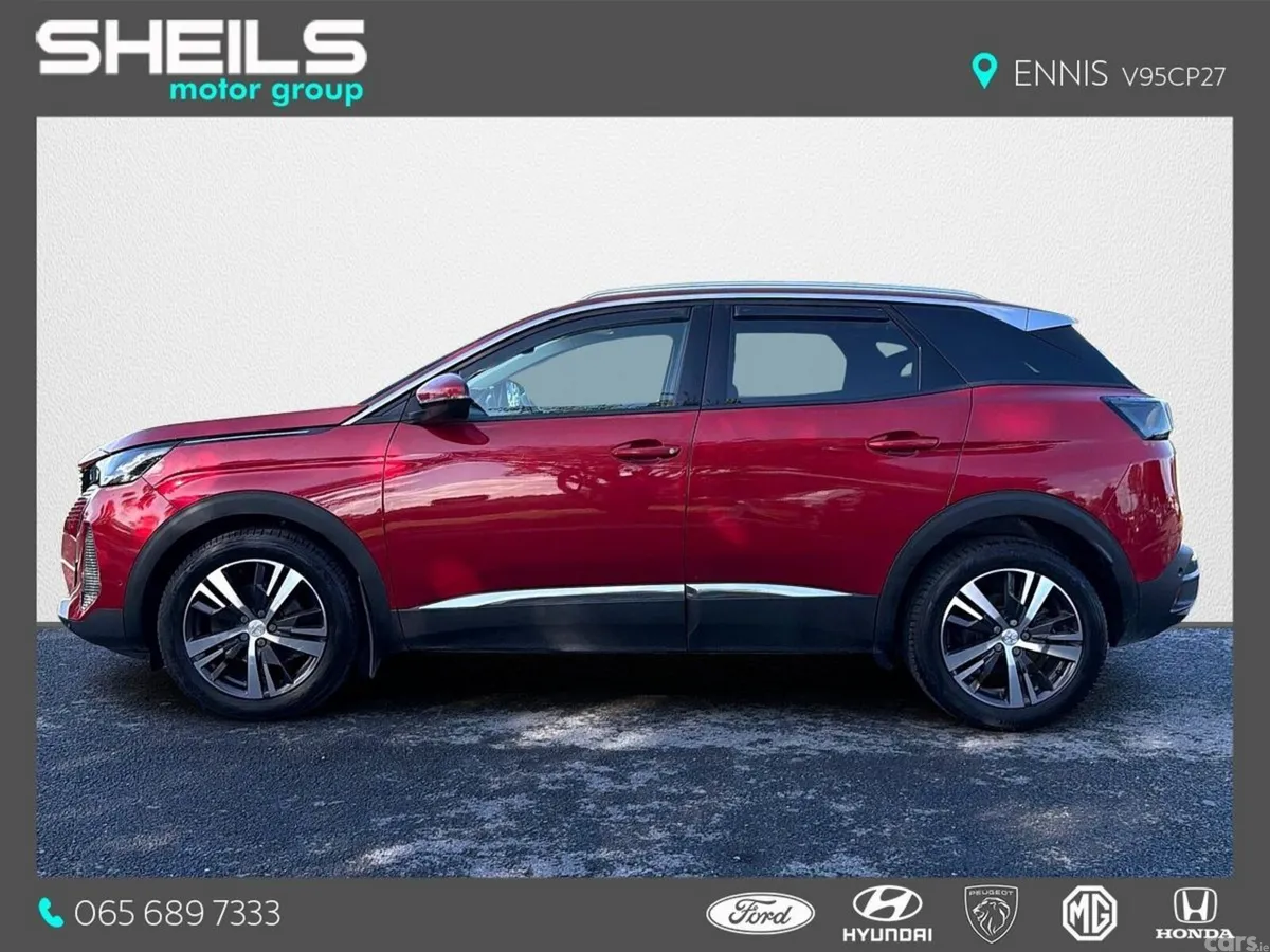 Peugeot 3008 MPV, Petrol, 2021, Red