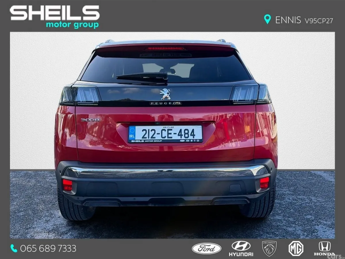 Peugeot 3008 MPV, Petrol, 2021, Red