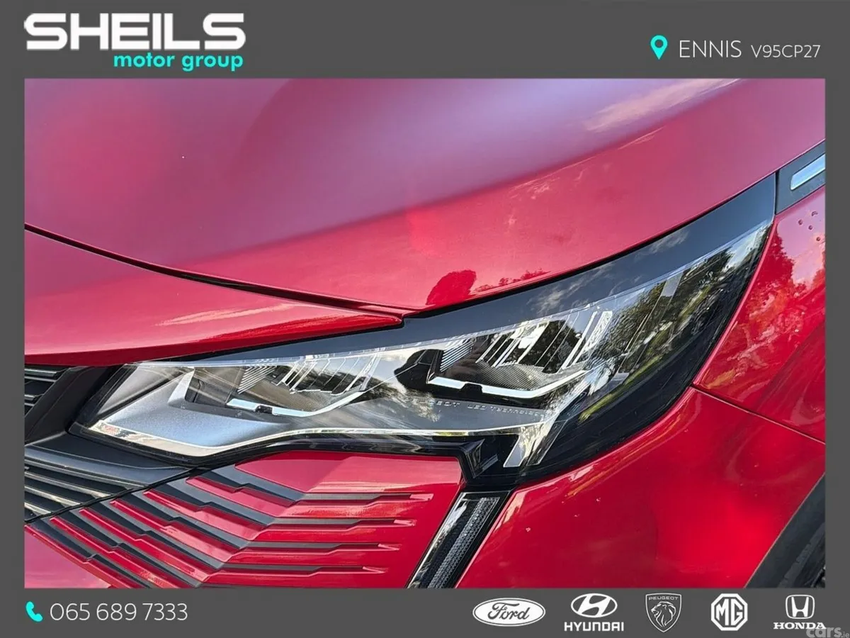 Peugeot 3008 MPV, Petrol, 2021, Red
