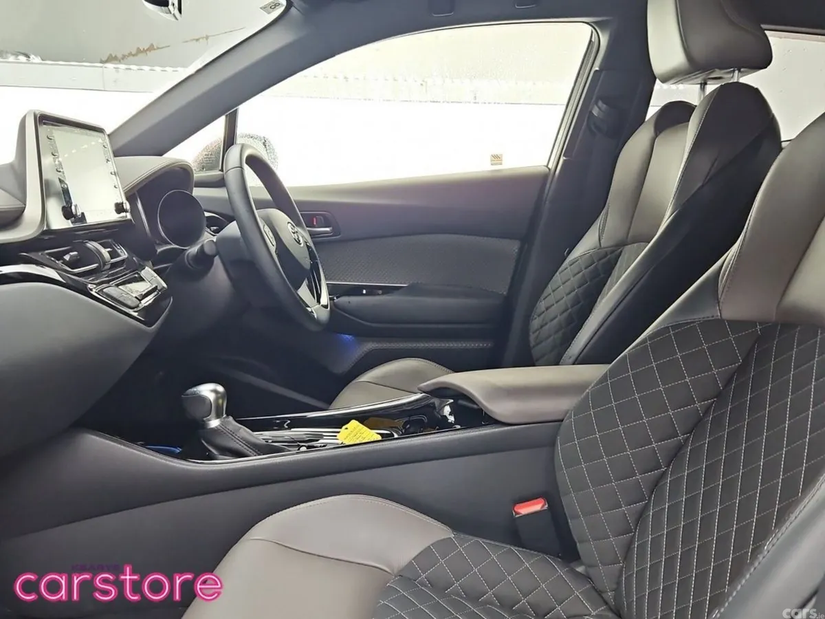 Toyota C-HR SUV, Petrol Hybrid, 2020, Red