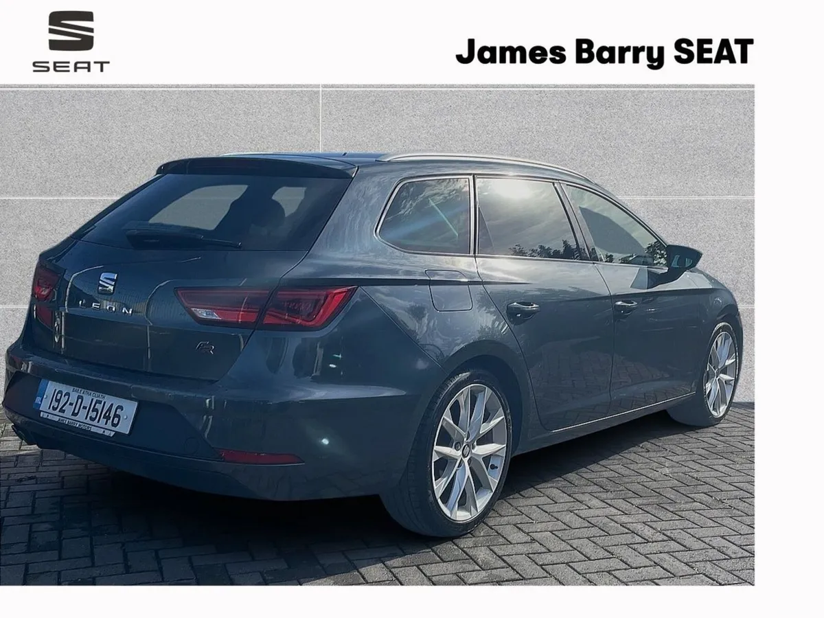 SEAT Leon Estate, Diesel, 2019, Grey