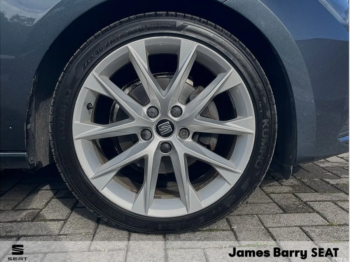 SEAT Leon Estate, Diesel, 2019, Grey