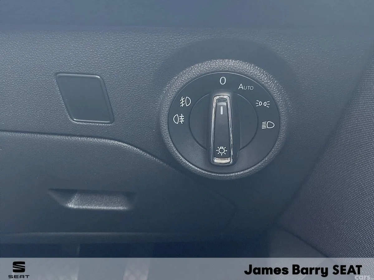 SEAT Leon Estate, Diesel, 2019, Grey