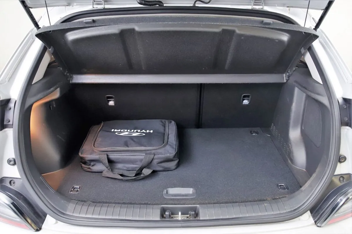 Hyundai KONA SUV, Electric, 2023, Grey