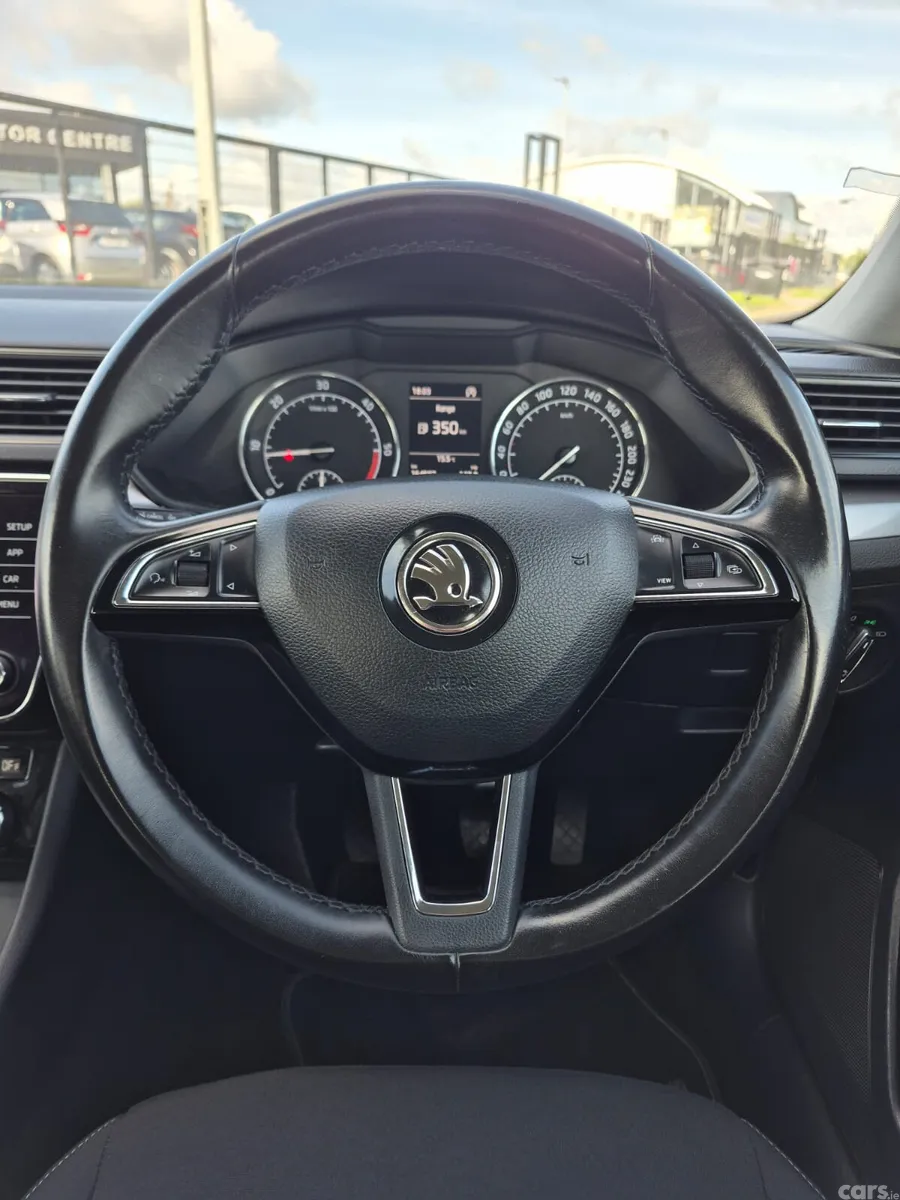 Skoda Superb Saloon, Diesel, 2021, Grey