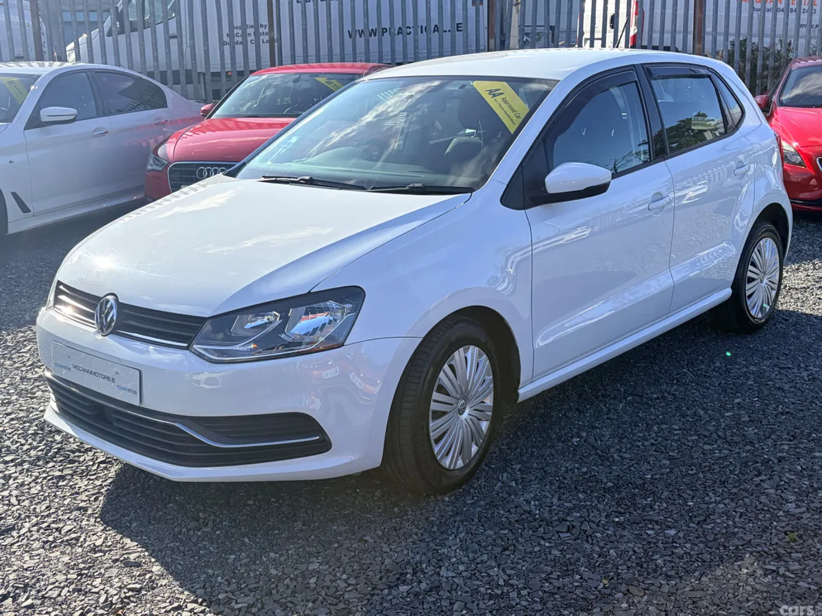 Volkswagen Polo Hatchback, Petrol, 2017, White