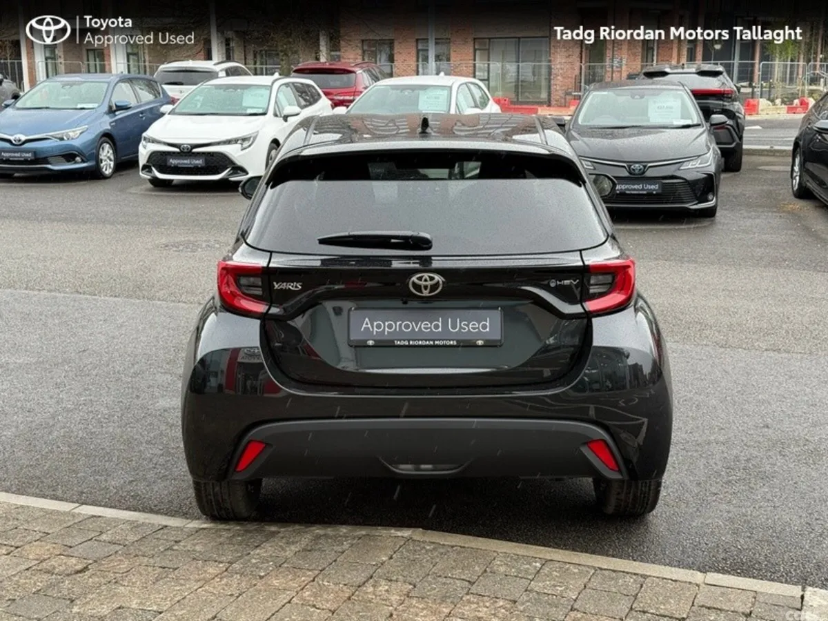 Toyota Yaris Hatchback, Petrol Hybrid, 2026, Black