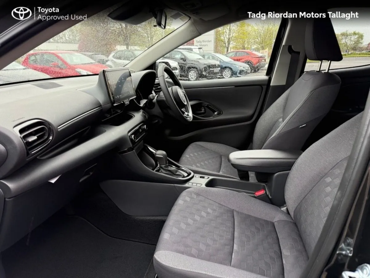Toyota Yaris Hatchback, Petrol Hybrid, 2026, Black