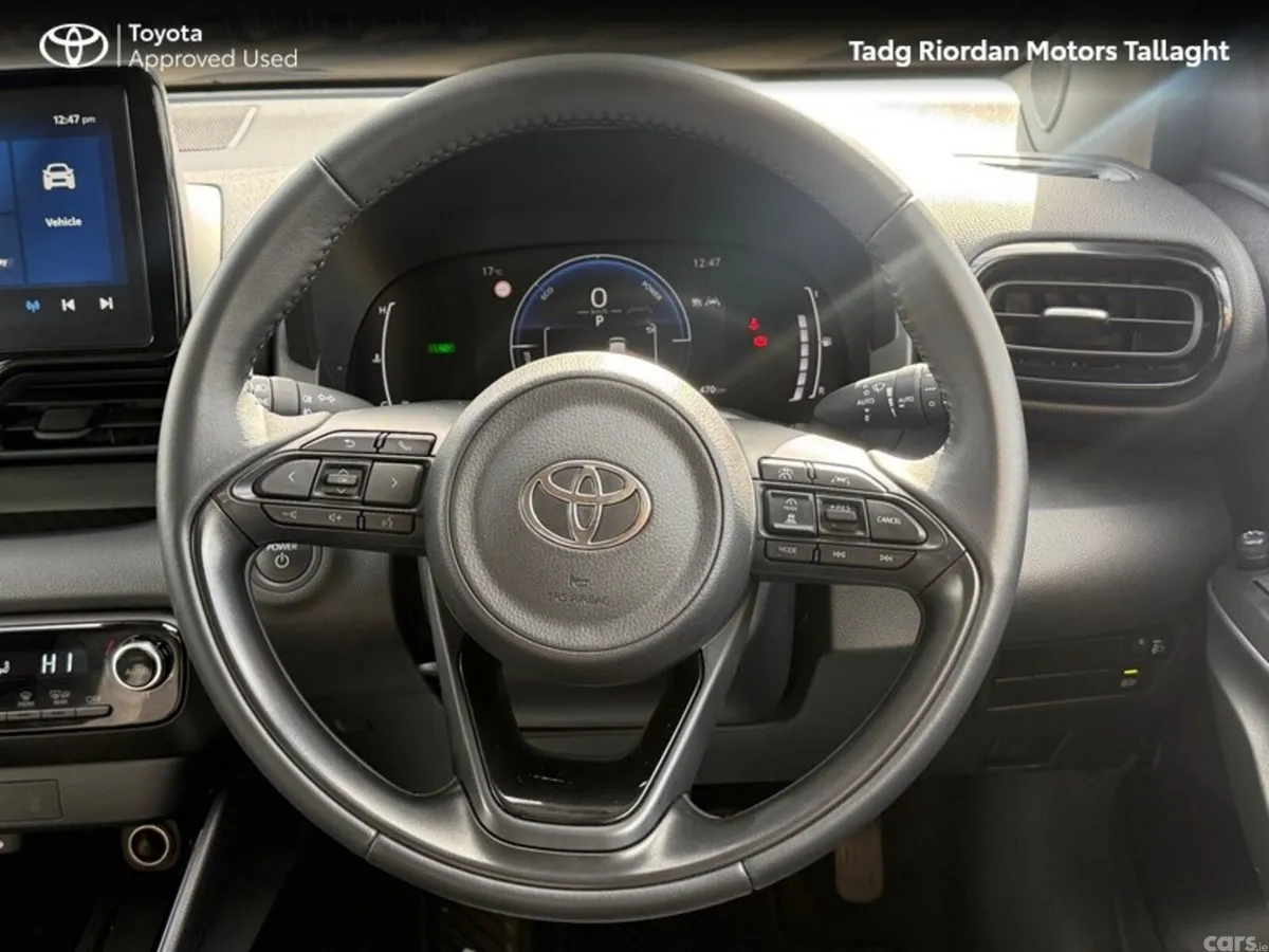 Toyota Yaris Hatchback, Petrol Hybrid, 2026, Black