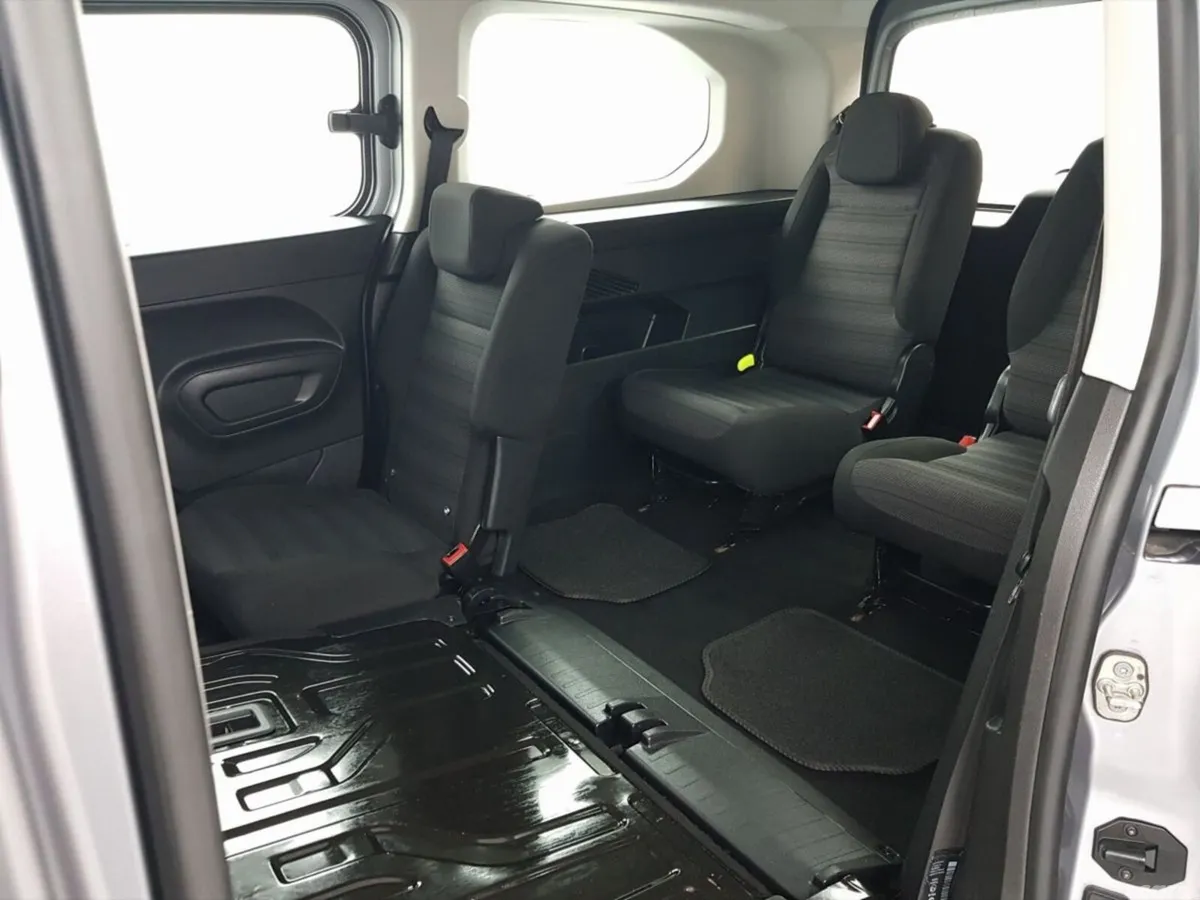 Opel Combo MPV, Diesel, 2022, Grey
