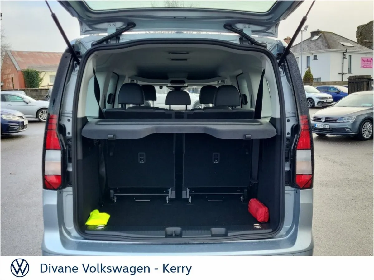 Volkswagen Caddy Maxi Life MPV, Diesel, 2026, Silver