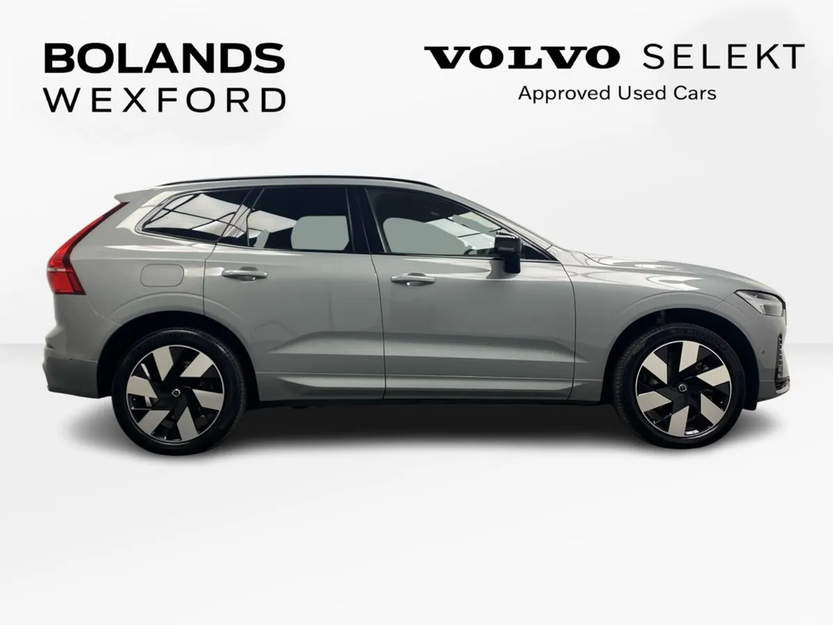 Volvo XC60 SUV, Petrol Plug-in Hybrid, 2025, Grey