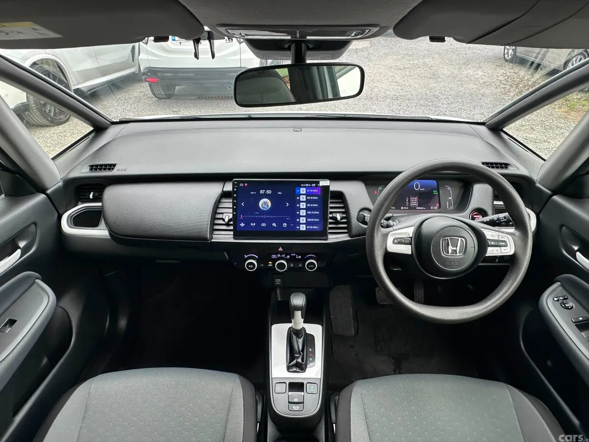 Honda Fit Hatchback, Petrol Hybrid, 2020, White