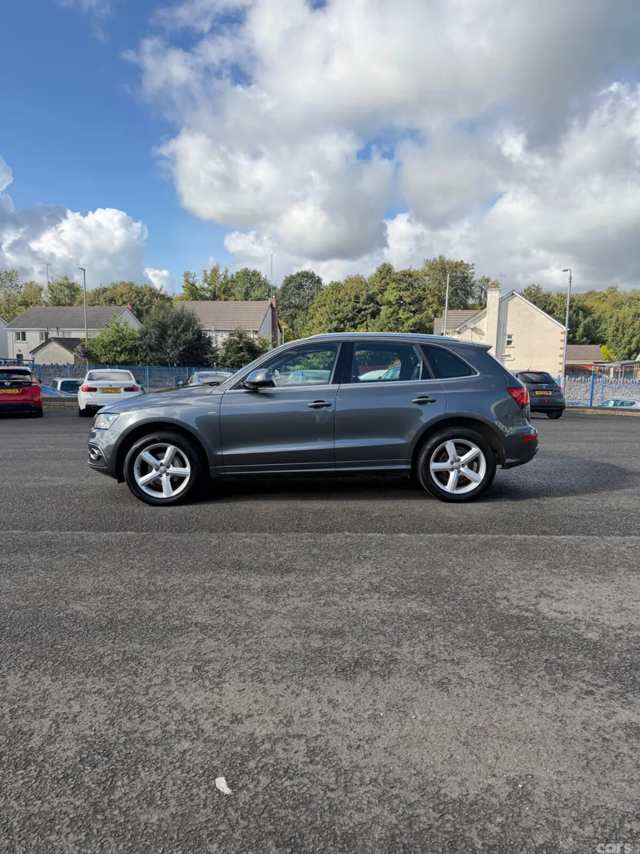 Audi Q5 SUV, Diesel, 2015, Grey
