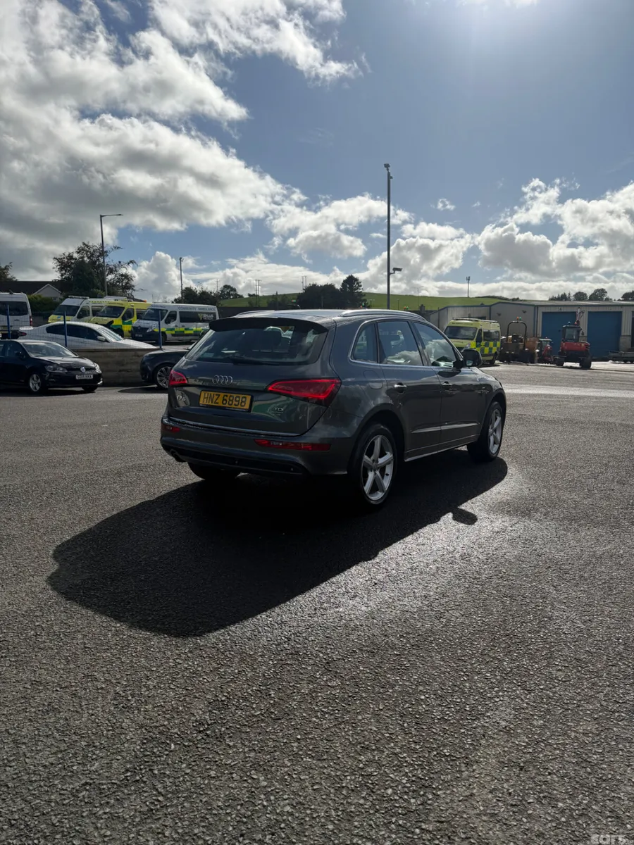 Audi Q5 SUV, Diesel, 2015, Grey
